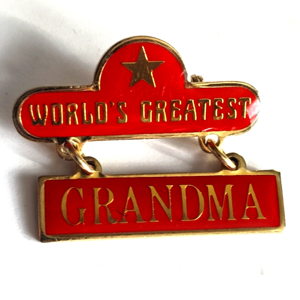 Vintage pin World's Greatest Grandma red enamel Gold tone brooch grandmother